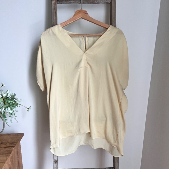 Yellow Inwear Blouse - Short Sleeves V-Neck - Picture 2 of 15